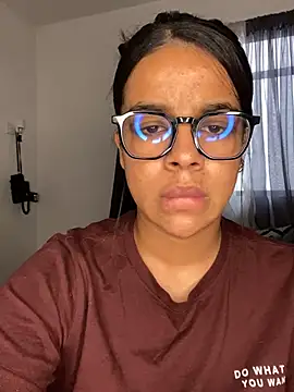 trianawhite online show from 12-10-24, 08:49