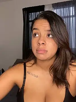 trianawhite online show from 03-05-25, 09:37