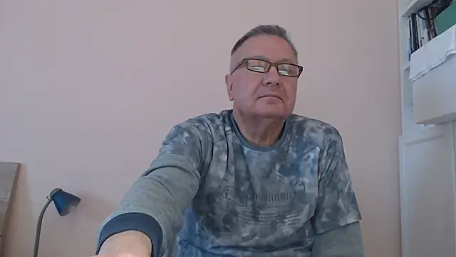 YOU6me online show from 10-07-25, 02:58