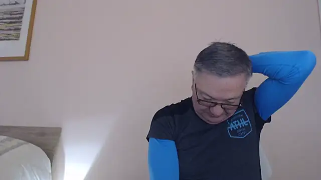 YOU6me online show from 11-27-25, 02:41