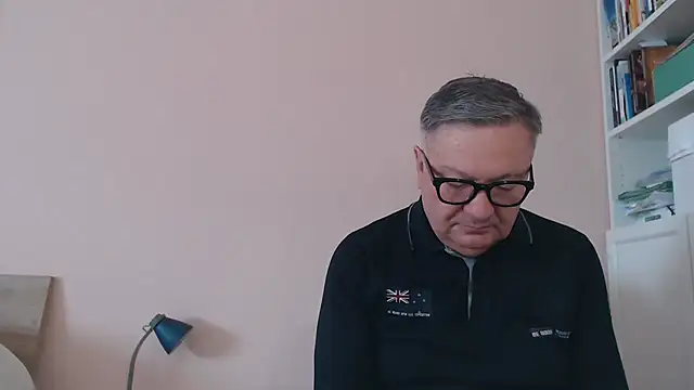 YOU6me online show from 04-14-26, 06:41