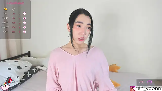 Snapshot of Ren_yoon chatting on 09-20-25, 12:11 Ren yoon online show from 09-20-25, 12:11