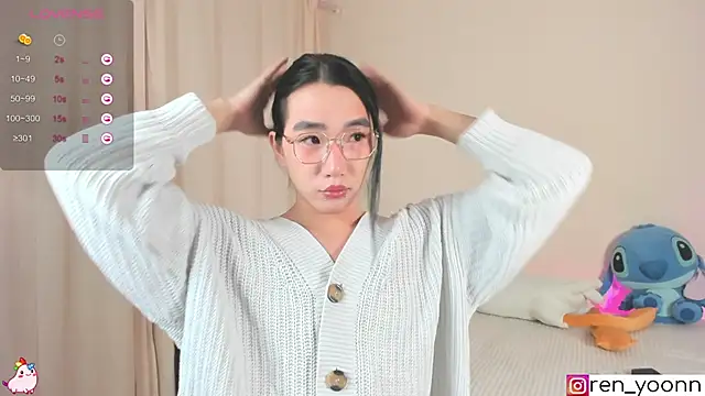 Snapshot of Ren_yoon chatting on 09-27-25, 01:10 Ren yoon online show from 09-27-25, 01:10