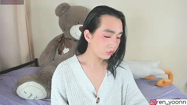 Snapshot of Ren_yoon chatting on 10-26-25, 07:03 Ren yoon online show from 10-26-25, 07:03