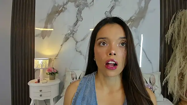 hannahill69 online show from 07-17-26, 04:41