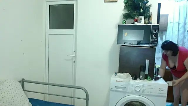 Snapshot of RidemerafSuzana chatting on 02-23-25, 06:12 RidemerafSuzana online show from 02-23-25, 06:12