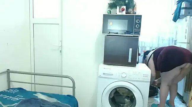 Snapshot of RidemerafSuzana chatting on 03-22-25, 02:25 RidemerafSuzana online show from 03-22-25, 02:25