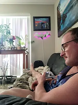 Snapshot of gdawg78 chatting on 11-17-25, 09:31 gdawg78 online show from 11-17-25, 09:31