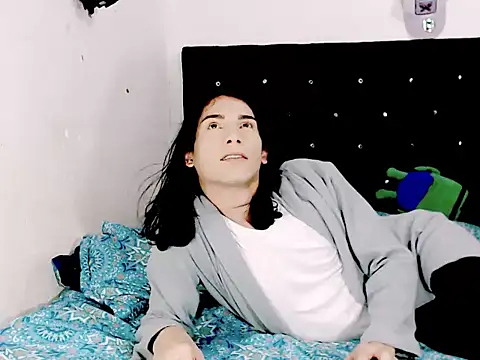 Snapshot of camii_extrange chatting on 02-12-26, 09:43 camii extrange online show from 02-12-26, 09:43