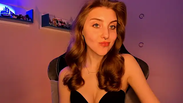 CassiaBlade1 online show from 02-17-25, 07:21