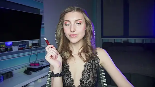 CassiaBlade1 online show from 10-13-25, 04:40