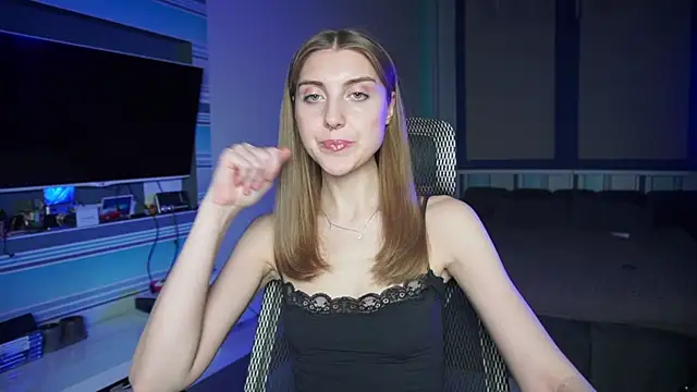 CassiaBlade1 online show from 11-01-25, 04:42