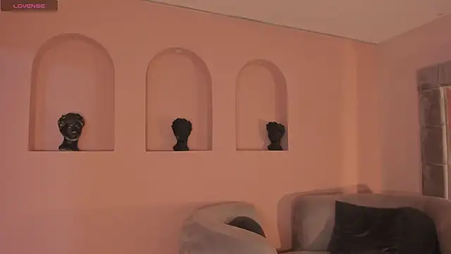 AnaDurant online show from 09-19-25, 12:17