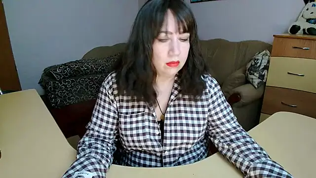 Lucretia Goldi  online show from 03-05-26, 11:12