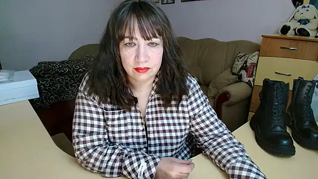 Lucretia Goldi  online show from 03-13-26, 12:39