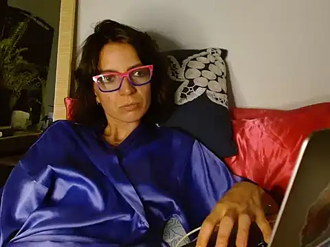 Labebe-rica online show from 07-18-26, 12:37