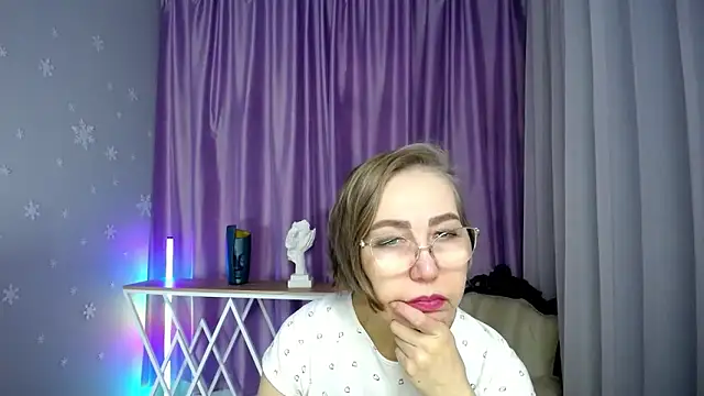 queen a n i online show from 11-14-25, 10:03