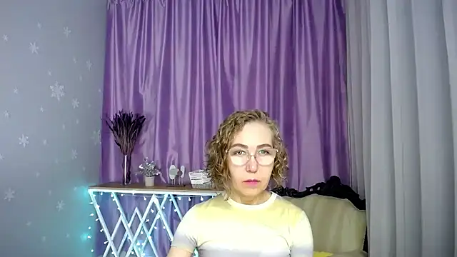 queen a n i online show from 07-13-26, 07:11
