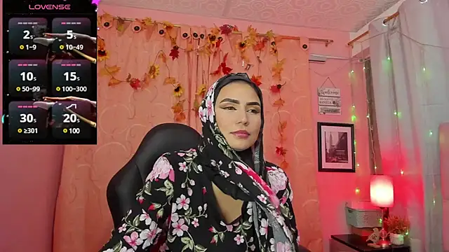 Snapshot of DarshaKhemu chatting on 01-23-25, 08:56 DarshaKhemu online show from 01-23-25, 08:56