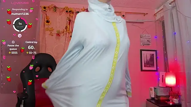 Snapshot of DarshaKhemu chatting on 03-06-25, 08:59 DarshaKhemu online show from 03-06-25, 08:59