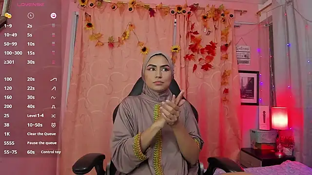 Snapshot of DarshaKhemu chatting on 03-13-25, 09:16 DarshaKhemu online show from 03-13-25, 09:16