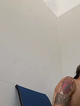 Yanwoods420 online show from 07-28-26, 07:39