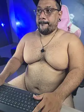 Snapshot of jacoob_woods chatting on 06-27-26, 02:34 jacoob woods online show from 06-27-26, 02:34