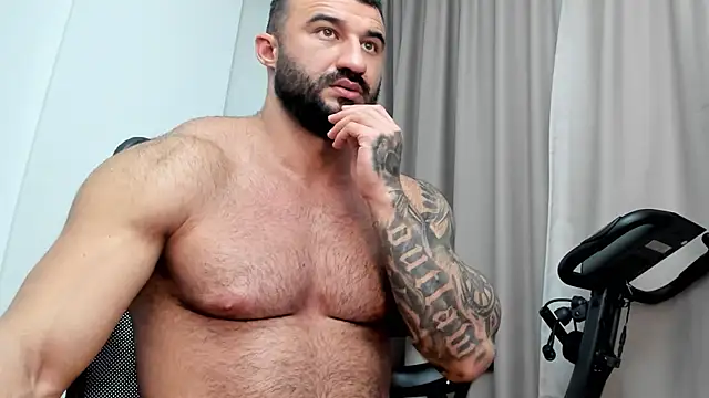 MuscleJohn online show from 12-19-24, 11:03