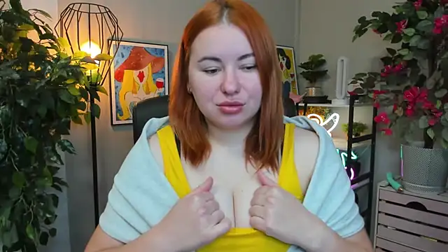 Snapshot of LAYLAxSTAR chatting on 11-05-25, 07:41 LAYLAxSTAR online show from 11-05-25, 07:41