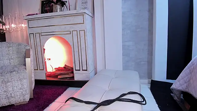 Snapshot of _liathompsom09 chatting on 03-05-25, 08:00 liathompsom09 online show from 03-05-25, 08:00