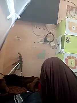 Snapshot of falooda288 chatting on 03-11-25, 06:21 falooda288 online show from 03-11-25, 06:21