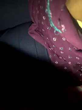 Snapshot of falooda288 chatting on 09-25-25, 11:52 falooda288 online show from 09-25-25, 11:52