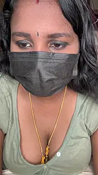 Snapshot of falooda288 chatting on 02-25-26, 05:55 falooda288 online show from 02-25-26, 05:55