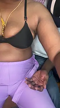 Snapshot of falooda288 chatting on 03-13-26, 11:28 falooda288 online show from 03-13-26, 11:28