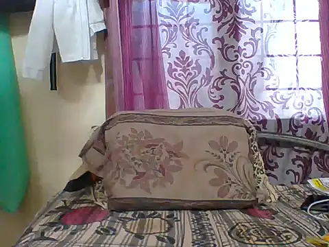 Snapshot of Slavebottombdsm09 chatting on 11-22-25, 04:55 Slavebottombdsm09 online show from 11-22-25, 04:55