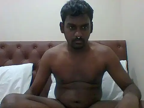 Snapshot of Slavebottombdsm09 chatting on 03-28-26, 08:03 Slavebottombdsm09 online show from 03-28-26, 08:03