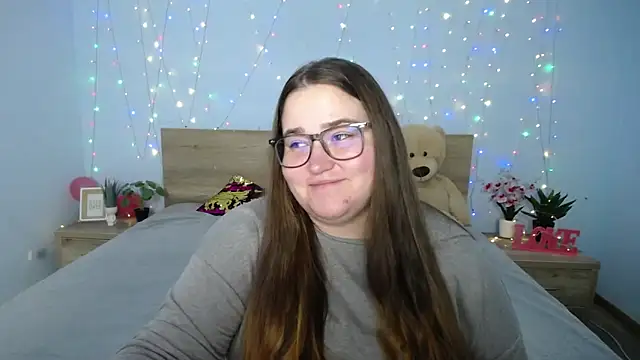 Snapshot of XX_Daniella_XX chatting on 01-28-25, 07:21 XX Daniella XX online show from 01-28-25, 07:21