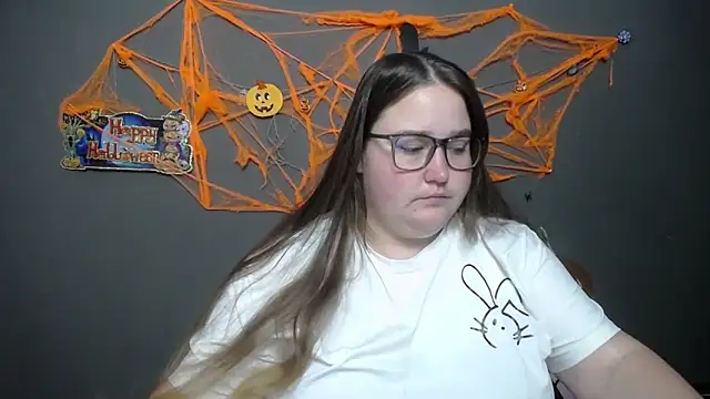 Snapshot of XX_Daniella_XX chatting on 10-14-25, 06:25 XX Daniella XX online show from 10-14-25, 06:25