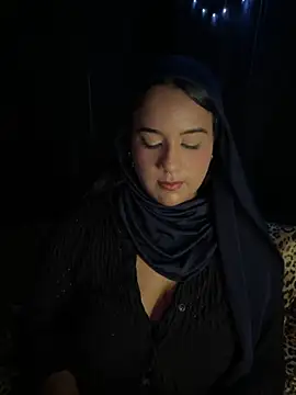 Snapshot of Maryam_yamal chatting on 09-19-25, 09:26 Maryam yamal online show from 09-19-25, 09:26