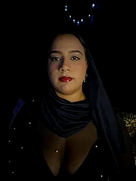 Snapshot of Maryam_yamal chatting on 09-23-25, 09:07 Maryam yamal online show from 09-23-25, 09:07