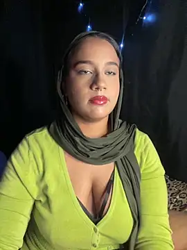 Snapshot of Maryam_yamal chatting on 10-06-25, 09:34 Maryam yamal online show from 10-06-25, 09:34