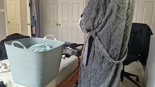 Snapshot of AmateurGuy23 chatting on 09-16-25, 02:34 AmateurGuy23 online show from 09-16-25, 02:34