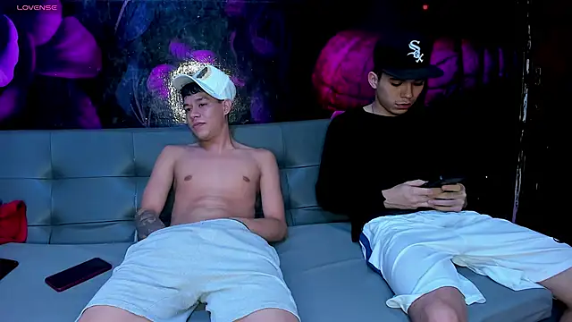 SecretsParty online show from 10-08-25, 08:17