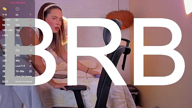 Snapshot of sophi_cooper29 chatting on 03-12-26, 08:59 sophi cooper29 online show from 03-12-26, 08:59