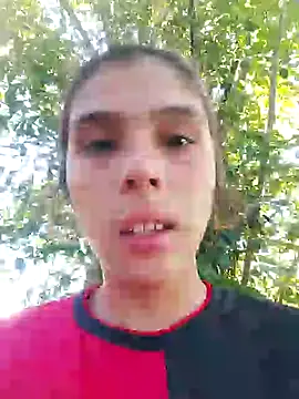 Snapshot of mariamac420 chatting on 02-06-25, 09:17 mariamac420 online show from 02-06-25, 09:17