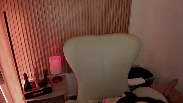 MarianL0ve online show from 03-14-25, 10:39