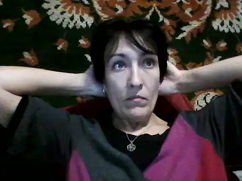 SunnyAmorre online show from 11-04-25, 09:52