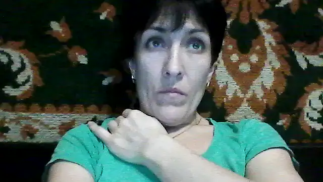 SunnyAmorre online show from 11-18-25, 10:47