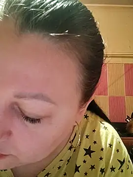 Rini333 online show from 04-28-26, 02:27