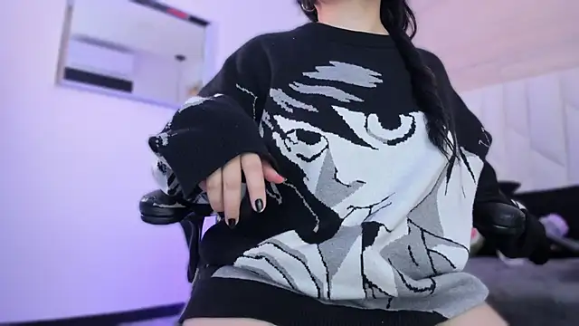 io chie  online show from 09-18-25, 04:14